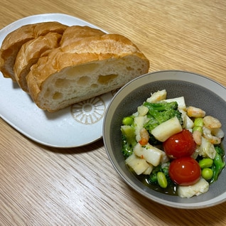 冷凍食品で作る簡単アヒージョ